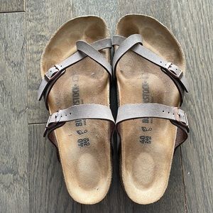 EUC Birkenstock Mayari sandals